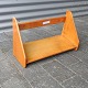 Hylde i lakeret 
bøg af Hans J. 
Wegner for FDB. 

Fremstår med 
små brugsspor 
Bredde 45 cm. 
...