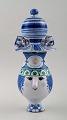 Wiinblad pitcher with hat, hand painted, blue / green/white.
Bjorn Wiinblads Workshop K 31.