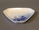 Small 
triangular dish 
in Christmas 
Rose by Bing & 
Grøndahl, no.: 
52D.
W - 16 cm and 
D - 15,5 cm.