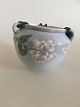 Royal 
Copenhagen Art 
Nouveau Hanging 
Flower Pot No. 
4/151 19 cm 
diameter. In 
fine condition.
