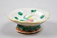 Kinesisk 
porcelæns skål. 
Famille rose. 
19. årh. 
Polykrom 
dekoration med 
guldfisk. H: 3 
cm., ...