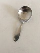 Georg Jensen 
Stainless Mitra 
Mat Sukkerske. 
10.5 cm L.