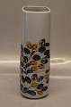 Royal 
Copenhagen 
Aluminia 
Faience 
953-3764 RC 
Aluminia Vase 
27.5 cm Trina, 
Ellen Malmer