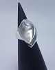 Ring i sterling 
sølv, 
fremstillet hos 
Lapponia, 
Finland. 
Ringstr. 54 
Ø17,2
Varenr. 318295 
...