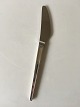 Georg Jensen 
Sterling Silver 
Argo Dinner 
Knife with 
Grill Blade. 
Measures 22.5 
cm / 8 55/64"