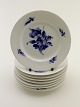 Royal 
Copenhagen blå 
blomst flettet 
side tallerken 
10/8091 
D. 14,5 cm. 
1.sort.  Nr. 
321465