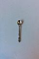 Georg Jensen 
Acorn Sterling 
Silver Long 
Salt Spoon No 
104. Measures 8 
cm / 3 5/32"