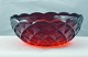 Fyens Glasværk, 
rød jordbærskål 
med bølgekant 
og af presset 
glas Odin, fra 
1924. Skålen 
har en ...