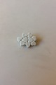 Royal 
Copenhagen Hvid 
Hjerte Broche 
af porcelæn og 
Anton Michelsen 
Sterling Sølv.
Måler 4,3cm 
...