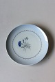 Bing & Grøndahl 
Demeter / Blue 
Cornflower 
Dinner Plate No 
27. Measures 
17.7 cm / 6 
31/32" dia.