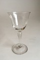 Lyngby Glasværk 
Nordlys Port 
Glass with 
engraving. 
Måler 11,7 cm / 
4 39/64"