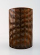 Stig Lindberg, 
Gustavsberg, 
Domino vase i 
keramik. 
1950/60´erne.
Måler: 15 cm. 
Diameter : 10 
...