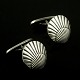 Georg Jensen 
Manchetknapper 
i sterling sølv 
#66. - Arno 
Malinowski
Tegnet af Arno 
Malinowski ...