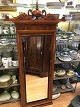Mirror in 
Mahogany.
The top can be 
removed
Height ...