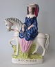 Staffordshire 
figur 
"Duchess", 
bemalet 
fajance, ca. 
1840, England. 
22,5 x 16,5 
cm. 
Fejlfri!