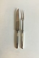 Hingelberg No 
18 Sterling 
Sølv 
Forskærersæt. 
Måler Kniv 28,9 
cm, gaffel 27,9 
cm