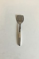 Hingelberg No 
18 Sterling 
Sølv 
Sildegaffel. 
Måler 16,9 cm