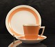 Royal 
Copenhagen, 
Jægersborg 
kaffestel (792) 
RC/Kgl. Rød 
fond med guld 
filet, 
dekorationen er 
...