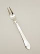Georg Jensen 
Continental 
"Antik" 
pålægsgaffel  
L. 13,5 cm. 
Nr. 333707