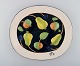 TIMO SARVIMÄKI 
for 
Designhuset. 
Stort fad med 
frugter.
Måler : 33 cm. 
x 29,5 cm. x 4 
cm. ...