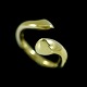 Georg Jensen 
Ring i 18k Guld 
#1262 - Devoted 
Heart.
Tegnet af 
Regitze 
Overgaard.
Stemplet med 
...