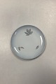 Bing and 
Grondahl Fall 
Foilage Salad 
Plate No. 27. 
Measures 18 cm 
/ 7.08 in.