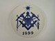 Royal 
Copenhagen. 
Mindeplatte 
#34. 
Frimurerplatte. 
Diameter 18 cm.
Produceret 
1899. Tegnet af 
...