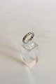 Ring i Hvidguld 
med Brillant. 
14 K. 
Ringstørrelse 
52. Vejer 3.95 
gram. Stemplet 
L.P. ...