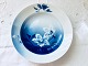 Bing and 
Grondahl 
Christmas 
Roses, Small 
Deep Plate # 
23, 22 cm in 
diameter, 
2.Sort. *Good 
...