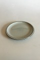 Bing & Grondahl 
Stoneware 
Columbia Plate 
No 618. 
Measures 19 cm 
/ 7 31/64 in.