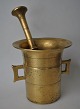 Stor apoteker 
messing morter 
med pistil, 19. 
årh.