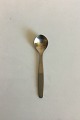 Georg Jensen 
Stainless 
Holiday I 
Theske. Måler 
13,7 cm