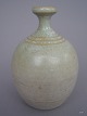 Vase , Skottorp 
Stengods, Åke 
og Anders 
Wallden
H: 8,5 cm  D: 
6 cm.