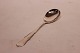 Server in 
simpel pattern 
of hallmarked 
silver.
25 cm.