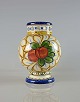 Fajance vase 
med gennembrudt 
kant fra 
Aluminia nr. 
1119/989
Design af 
Christian ...