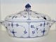 Blue Fluted Plain
Extra large oval soup tureen