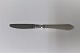Georg Jensen. 
Sterling (925). 
Antik. 
frokostkniv. 
Længde 20,5 cm
