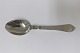 Georg Jensen. 
Sterling (925). 
Antik. 
Dessertske. 
Længde 17,2 cm.