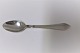 Georg Jensen. 
Sterling (925). 
Antik. 
Kaffeske. 
Længde 10,6 cm.