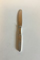 Hans Hansen 
Arvesølv No 16 
Sterling Sølv 
Spisekniv. 
Måler 22,2 cm