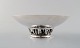 Georg Jensen 
opsats i 
hammerslået 
sterlingsølv, 
modelnummer 
641B.
Designet af 
Ove Brøbech ...