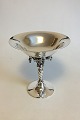 Georg Jensen 
Sterling Sølv 
Stor Drueopsats 
No 264A