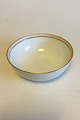 Bing & Grondahl 
Don Juan Bowl 
No 313. 
Measures 22 cm 
/ 8 21/32 in. 
dia. x 8.5 cm / 
3 11/32 in.