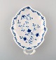 Bing & Grondahl 
/ B&G, 
Butterfly. 
Leaf-shaped 
bowl. 2 pcs in 
stock.
Measures: 25 x 
19 x 5 ...