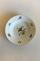 Bing & Grondahl 
Saxon Flower, 
White Deep 
Dessert Plate 
No 23. Measures 
21 cm / 8 17/64 
in.