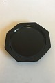 Bing & Grondahl 
Black Café 
Plate. Measures 
21.7 cm / 8 
35/64 in.