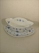 Musselmalet 
riflet 
Sovseskål.
Royal 
Copenhagen.
Kongeligt 
porcelæn. 
Flot stand