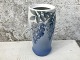 Bing & 
Grøndahl, Vase 
#1588/95, 
Blåregn, 28cm 
høj, 13cm i 
diameter 
*Perfekt stand*