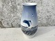 Bing & 
Grøndahl, Vase 
#1302/6250, 
Storkerede, 
21cm høj, 2. 
sortering *Med 
Lille 
glasurfejl*