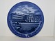 Royal 
Copenhagen 
pharmacy plate 
from 1986 
decorated with 
"Danmarks 
Farmaceutiske 
Højskole ...